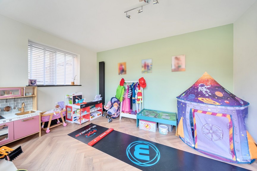 3 bedroom House for Sale Chaffinch Green, Lower Stondon, Bedfordshire
