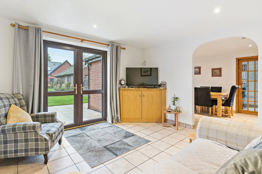 2 bedroom Bungalow for Sale Holwell, Hitchin, Hertfordshire