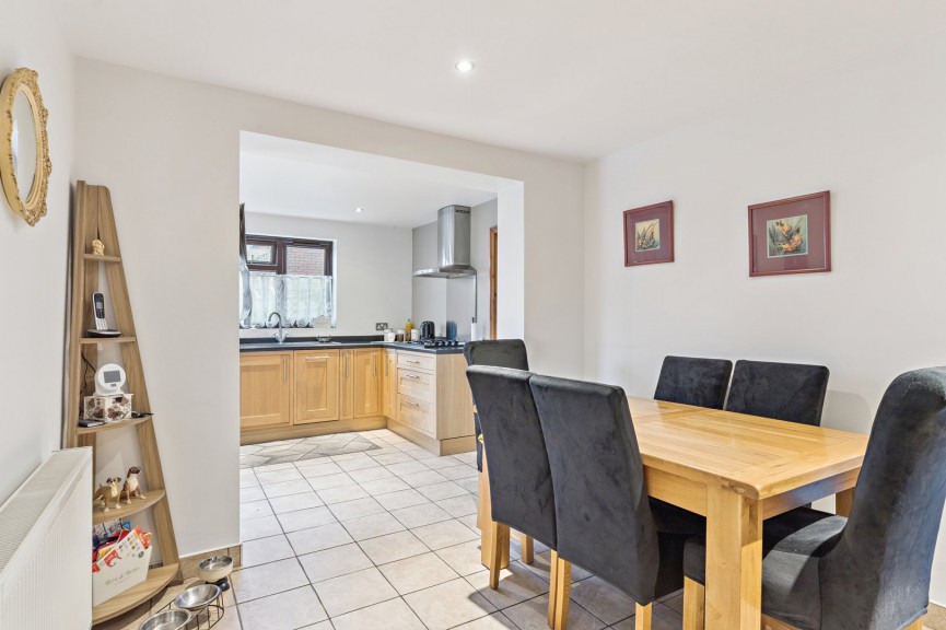 2 bedroom Bungalow for Sale Holwell, Hitchin, Hertfordshire