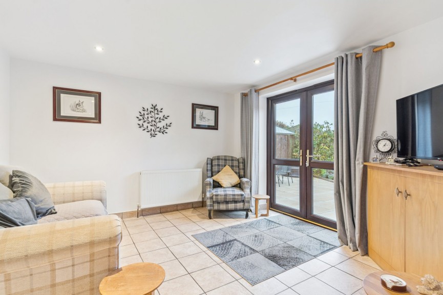 2 bedroom Bungalow for Sale Holwell, Hitchin, Hertfordshire
