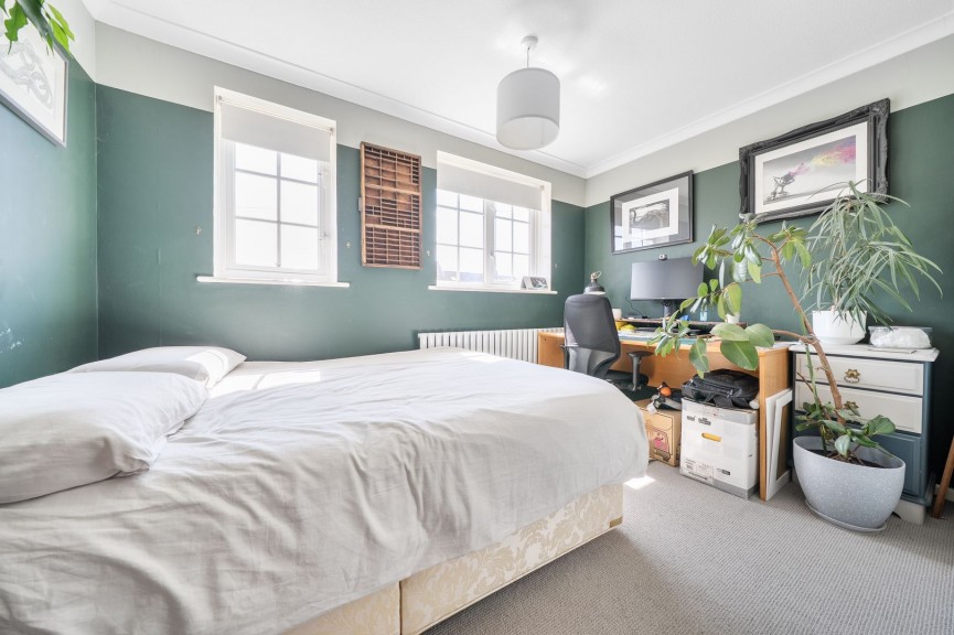 4 bedroom House for Sale Park Road, Westoning, Bedfordshire