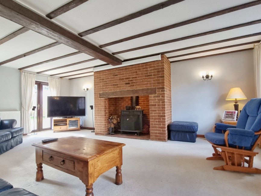 5 bedroom House for Sale Clophill, Bedfordshire