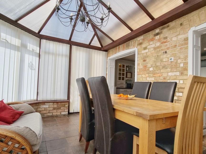 5 bedroom House for Sale Clophill, Bedfordshire