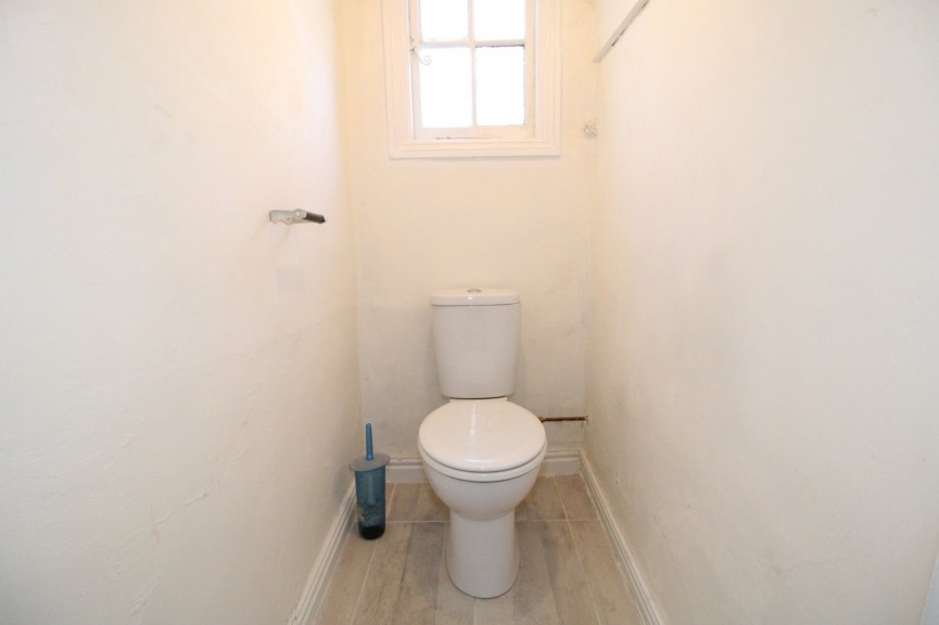 1 bedroom Flat for Letting High Street, Biggleswade, Bedfordshire