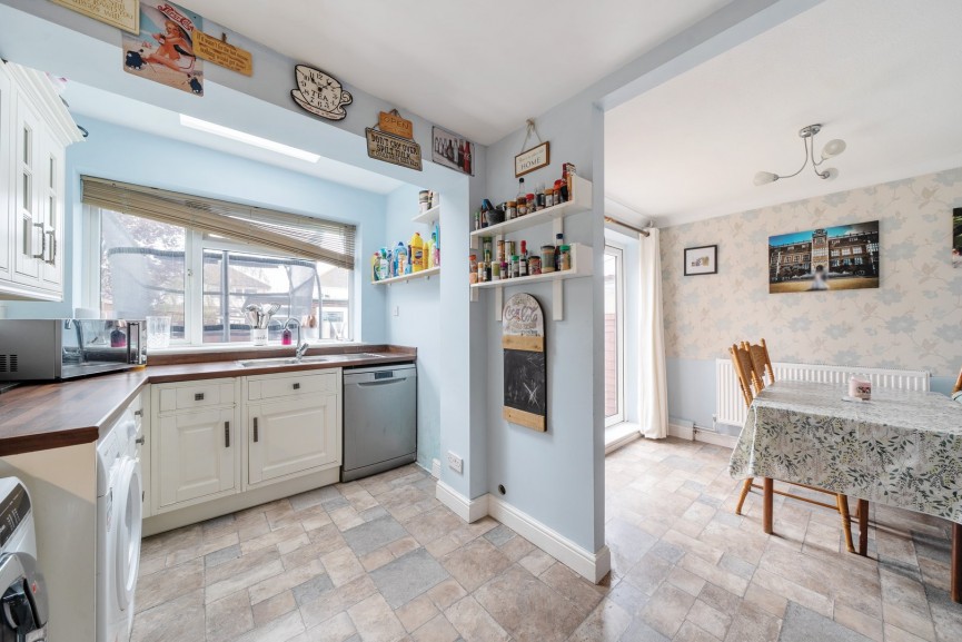 3 bedroom House for Sale Rosedale Close, Luton, Bedfordshire