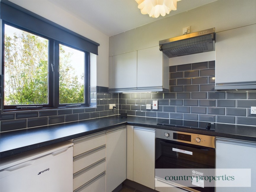 2 bedroom Flat for Letting Kerr Close, KNEBWORTH, Hertfordshire