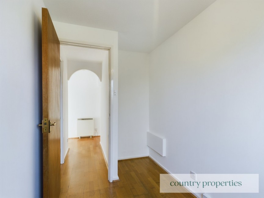 2 bedroom Flat for Letting Kerr Close, KNEBWORTH, Hertfordshire