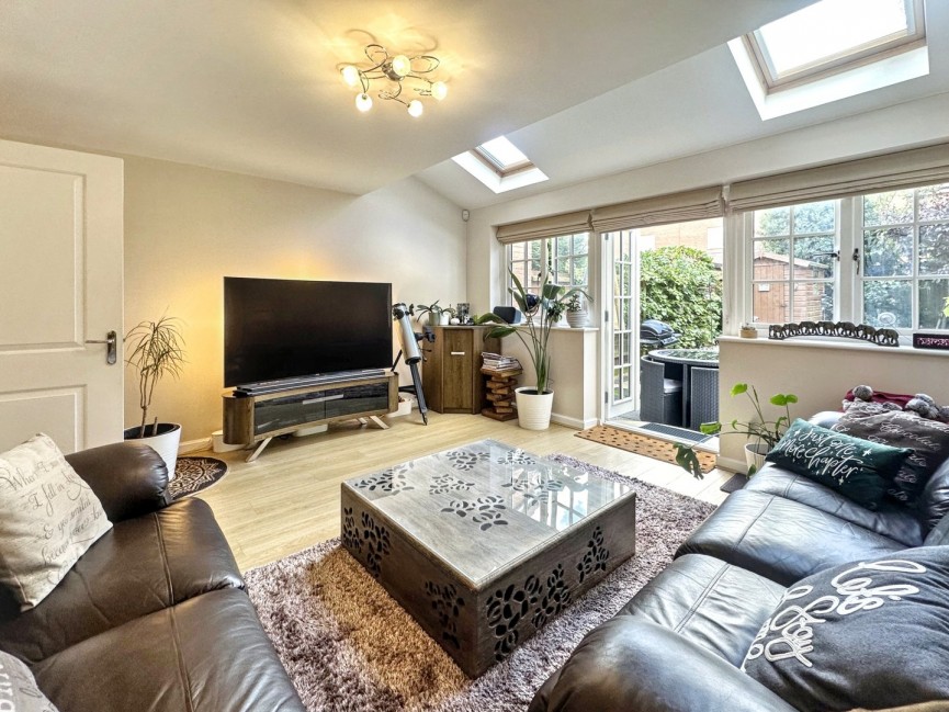 3 bedroom House for Sale Princes Court, Royston, Hertfordshire