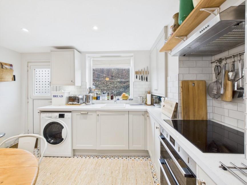 2 bedroom House for Sale Normans Lane, Royston, Hertfordshire