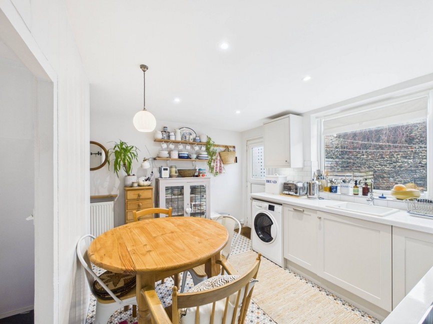 2 bedroom House for Sale Normans Lane, Royston, Hertfordshire