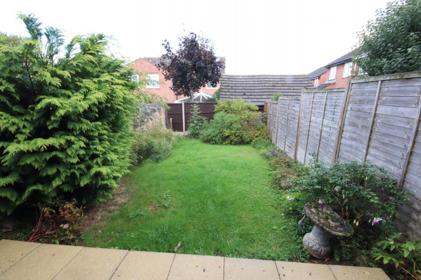 2 bedroom House for Letting Windrush Close, Flitwick, Bedfordshire