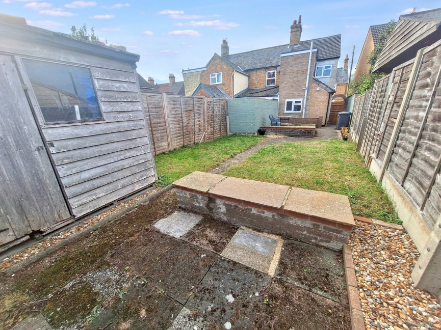 2 bedroom House for Sale Carter Street, Sandy, Bedfordshire