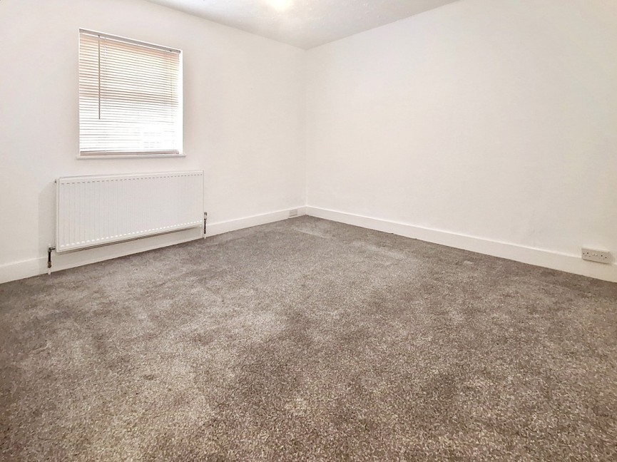 2 bedroom House for Sale Carter Street, Sandy, Bedfordshire