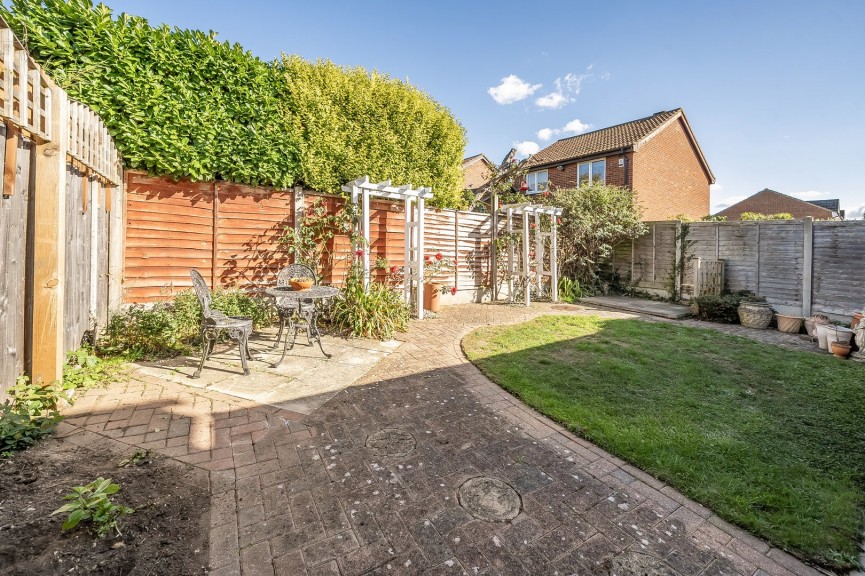 3 bedroom House for Sale Elgar Drive, Shefford, Bedfordshire