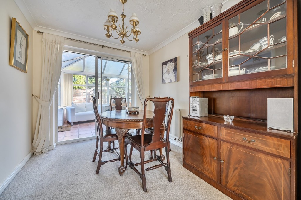 Elgar Drive, Shefford, Bedfordshire