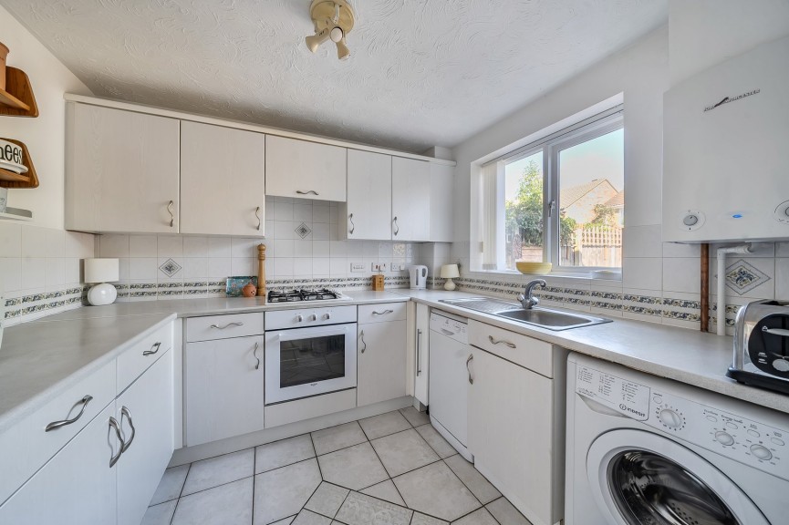 3 bedroom House for Sale Elgar Drive, Shefford, Bedfordshire