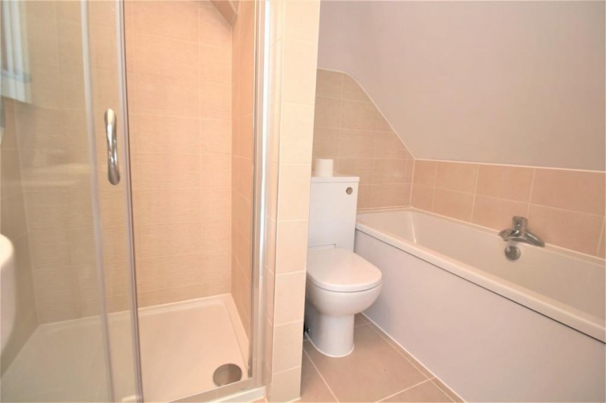 2 bedroom Flat for Letting Roe Green Lane, Hatfield, Hertfordshire