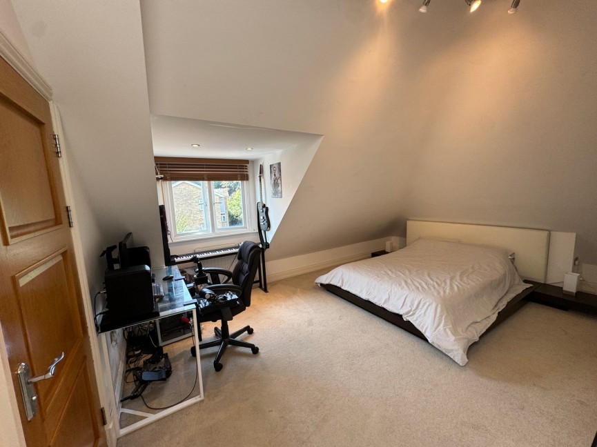 2 bedroom Flat for Letting Roe Green Lane, Hatfield, Hertfordshire