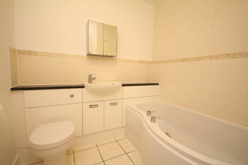 2 bedroom Flat for Sale Lindsell Avenue, Letchworth Garden City, Hertfordshire