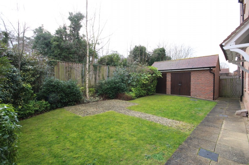 2 bedroom Flat for Sale Lindsell Avenue, Letchworth Garden City, Hertfordshire