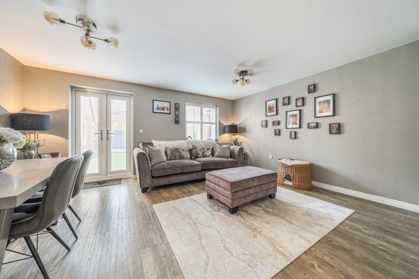 4 bedroom House for Sale Stotfold