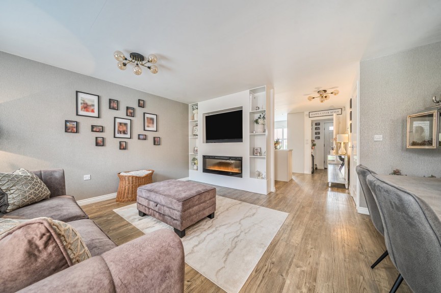 4 bedroom House for Sale Stotfold