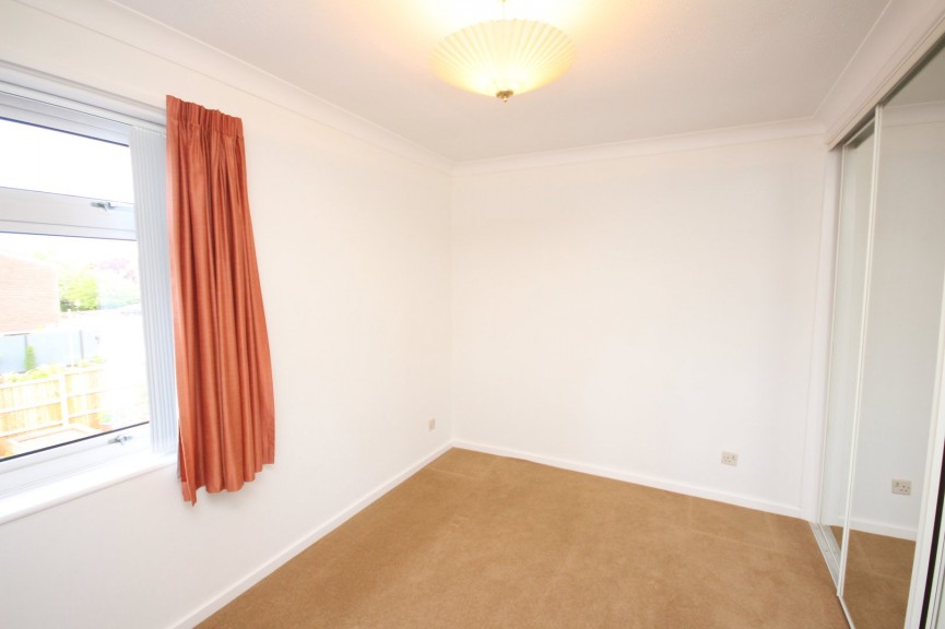 4 bedroom House for Sale Pear Tree Dell, Letchworth Garden City, Hertfordshire