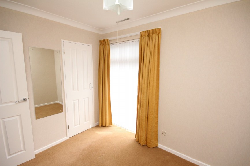 4 bedroom House for Sale Pear Tree Dell, Letchworth Garden City, Hertfordshire
