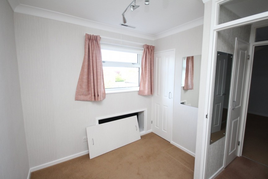 4 bedroom House for Sale Pear Tree Dell, Letchworth Garden City, Hertfordshire