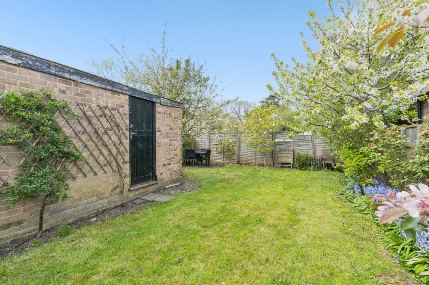 3 bedroom House for Sale Cambridge Road, Hitchin, Hertfordshire