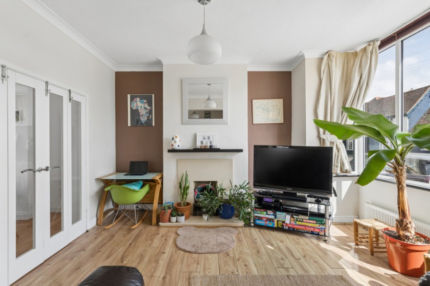 3 bedroom House for Sale Cambridge Road, Hitchin, Hertfordshire