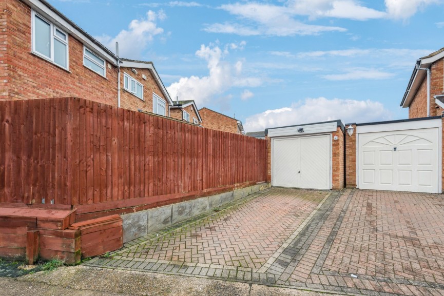 4 bedroom House for Sale Spurrs Close, Hitchin, Hertfordshire