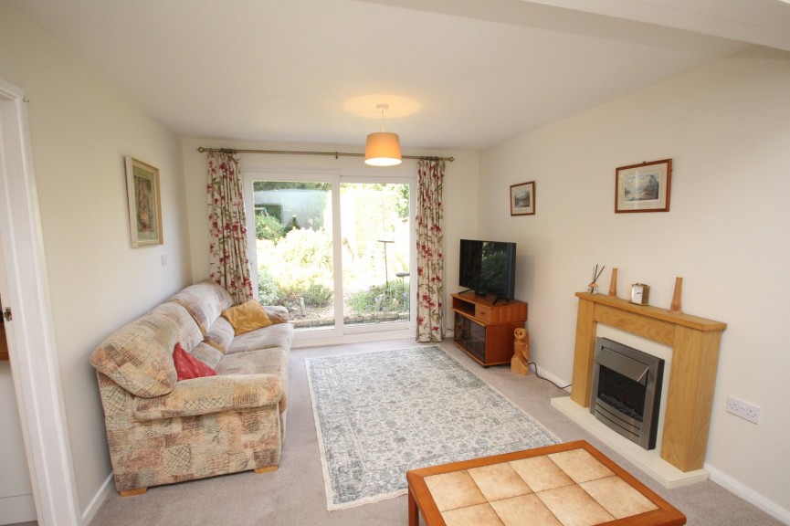 3 bedroom Bungalow for Sale Common View, Letchworth Garden City, Hertfordshire