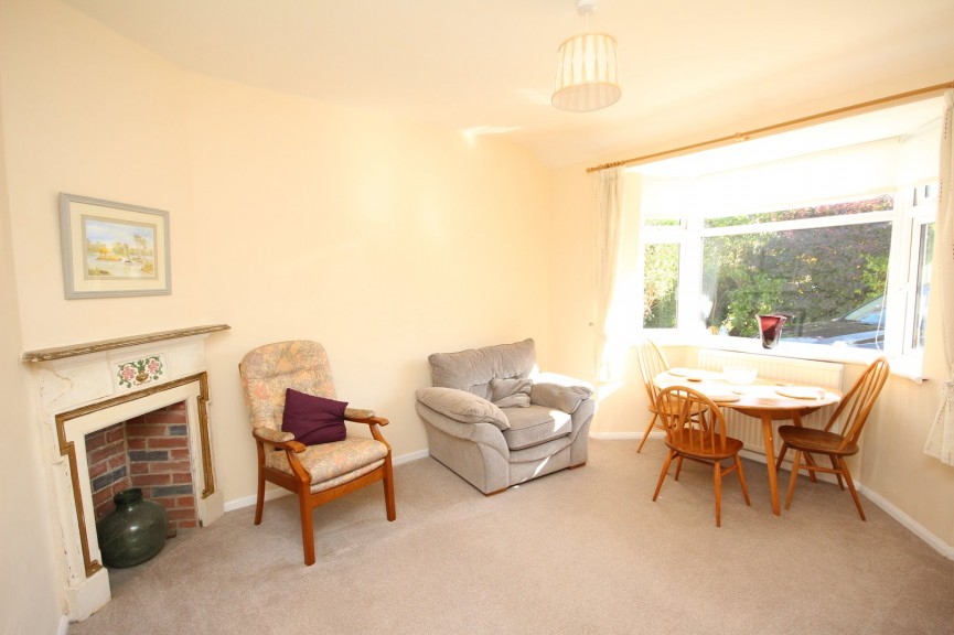 3 bedroom Bungalow for Sale Common View, Letchworth Garden City, Hertfordshire