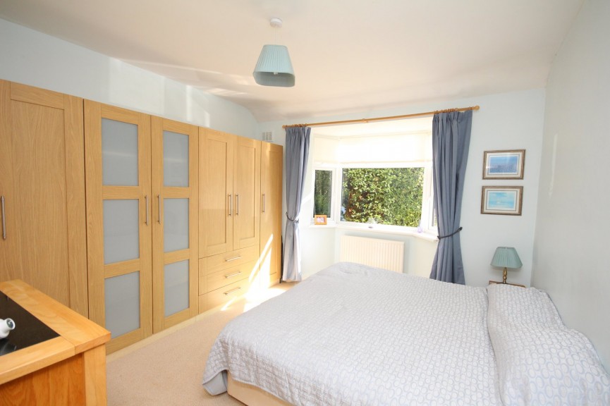 3 bedroom Bungalow for Sale Common View, Letchworth Garden City, Hertfordshire