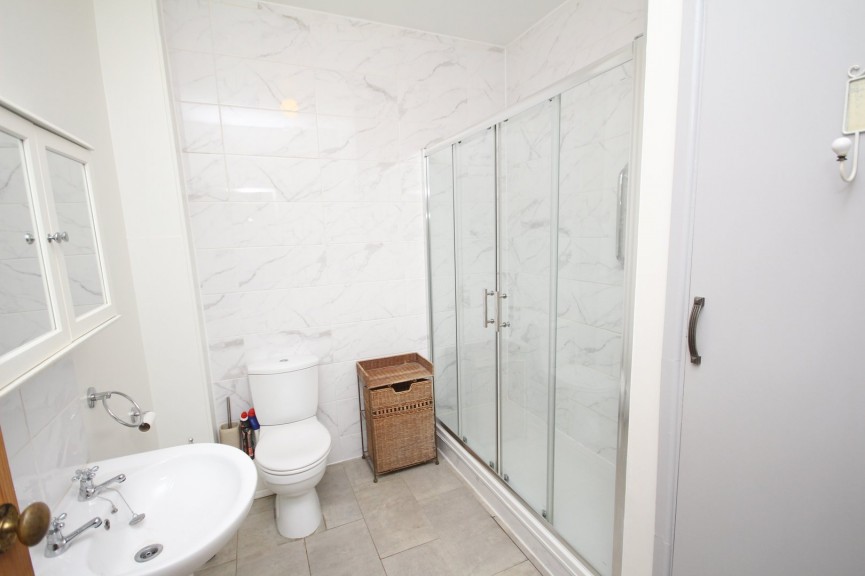 3 bedroom Bungalow for Sale Common View, Letchworth Garden City, Hertfordshire