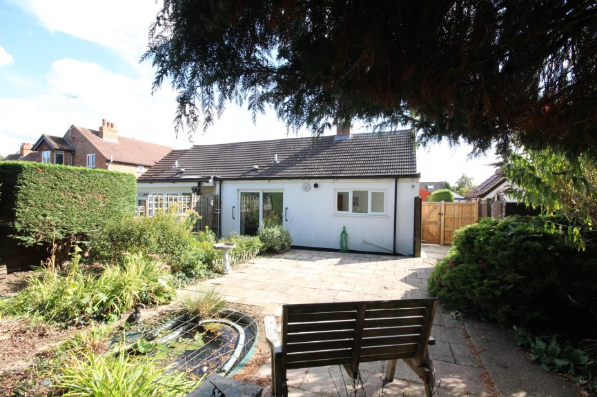3 bedroom Bungalow for Sale Common View, Letchworth Garden City, Hertfordshire