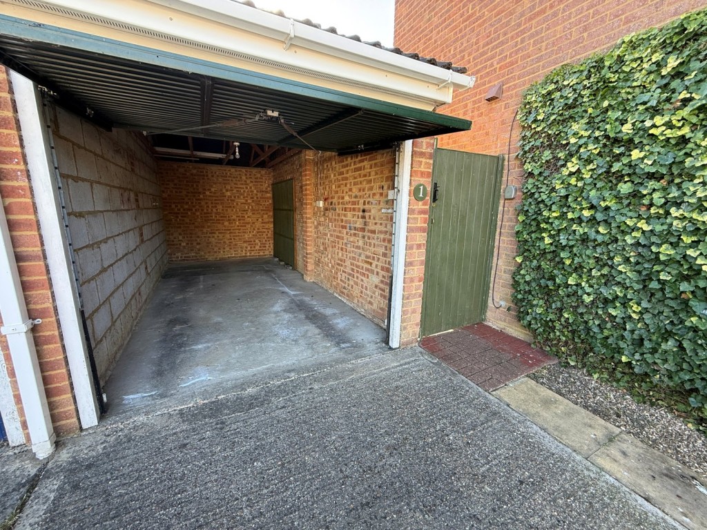 Trent Avenue, Flitwick, Beds