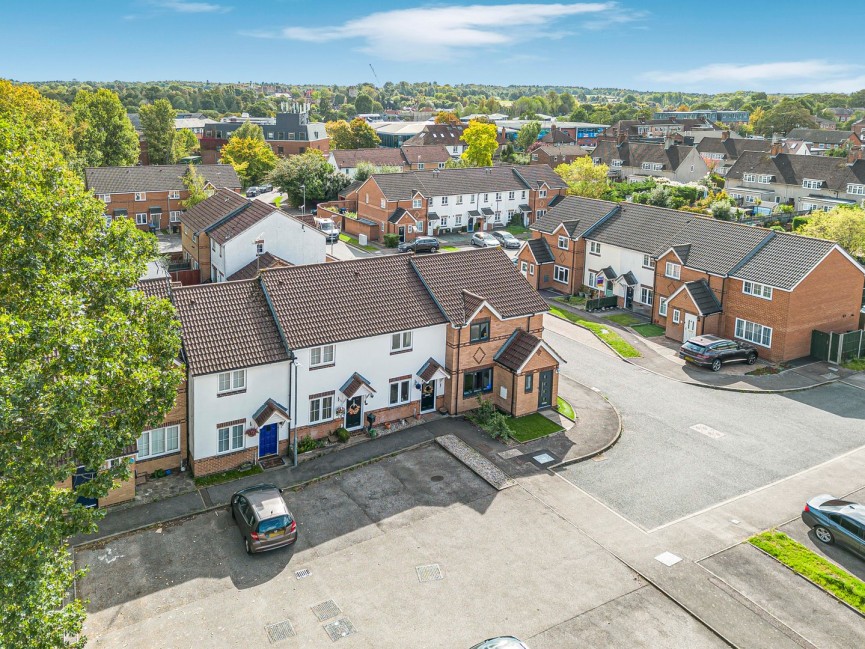 2 bedroom House for Sale Heyford Way, Hatfield, Hertfordshire