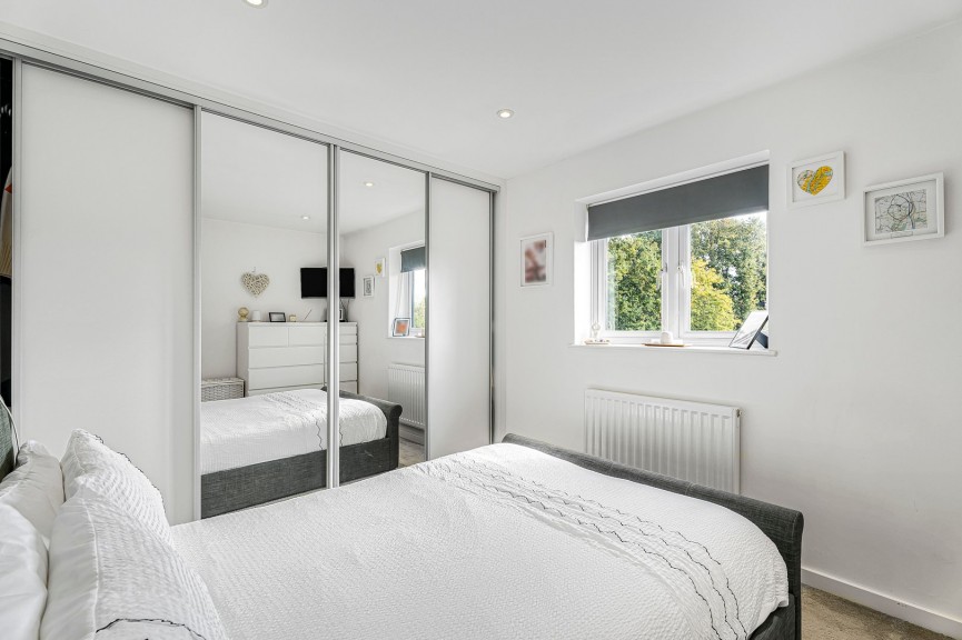 2 bedroom House for Sale Heyford Way, Hatfield, Hertfordshire