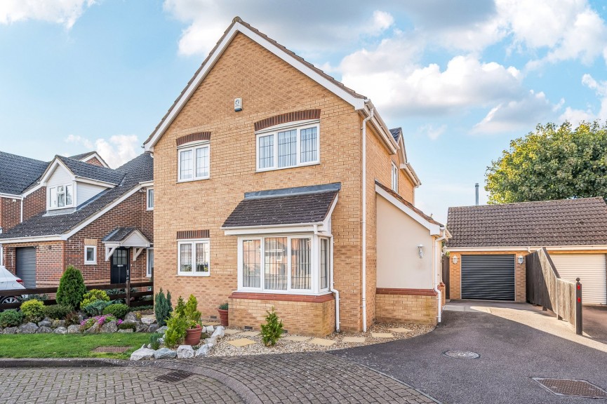 3 bedroom House for Sale Howberry Green, Arlesey, Bedfordshire