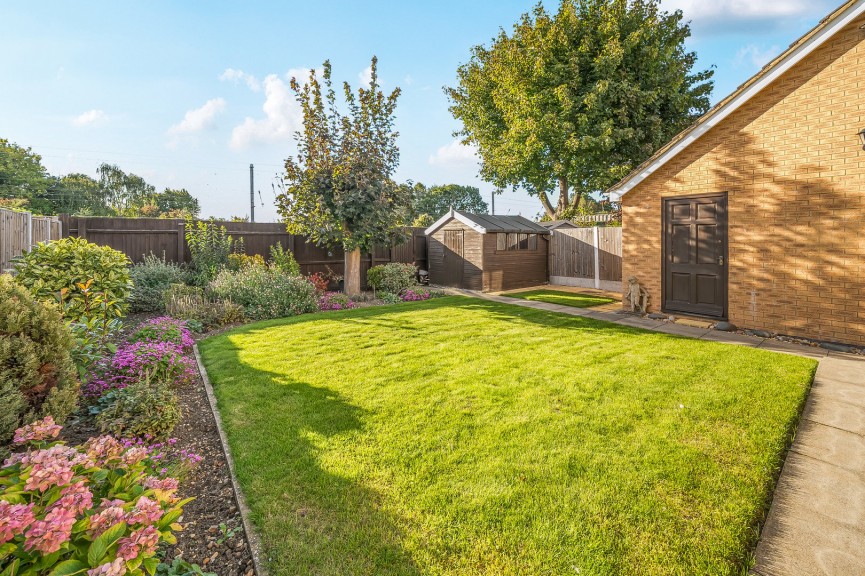 3 bedroom House for Sale Howberry Green, Arlesey, Bedfordshire