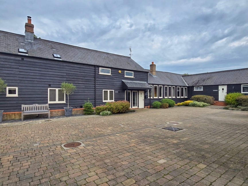 4 bedroom House for Sale Maulden, Bedfordshire