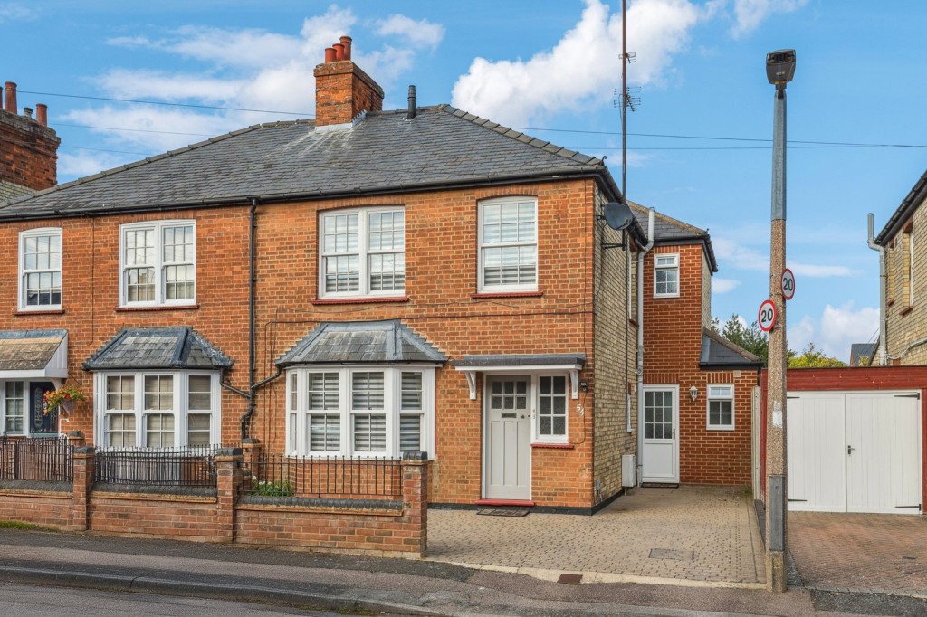 Balmoral Road, Hitchin, Hertfordshire