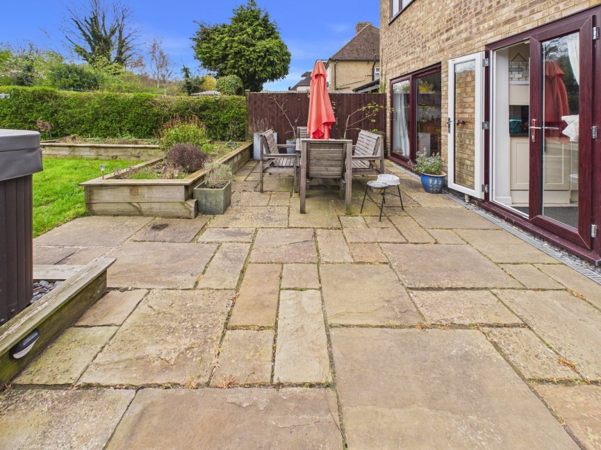 4 bedroom House for Sale London Road, Baldock, Hertfordshire