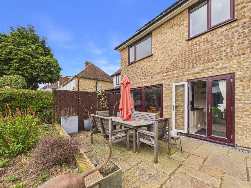 4 bedroom House for Sale London Road, Baldock, Hertfordshire