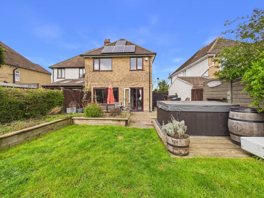 4 bedroom House for Sale London Road, Baldock, Hertfordshire