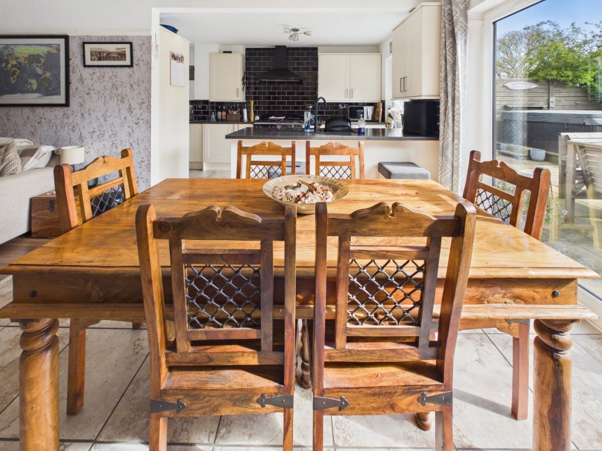 4 bedroom House for Sale London Road, Baldock, Hertfordshire