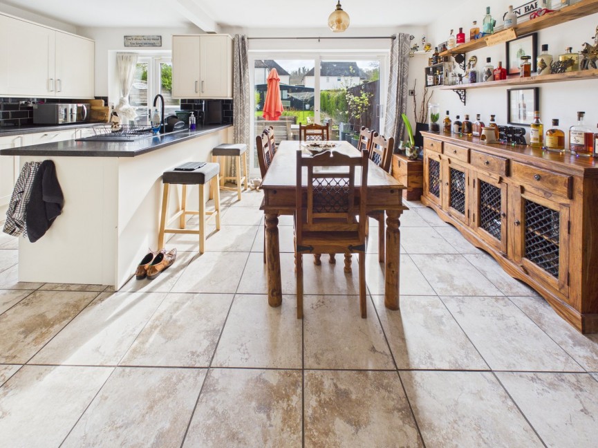 4 bedroom House for Sale London Road, Baldock, Hertfordshire