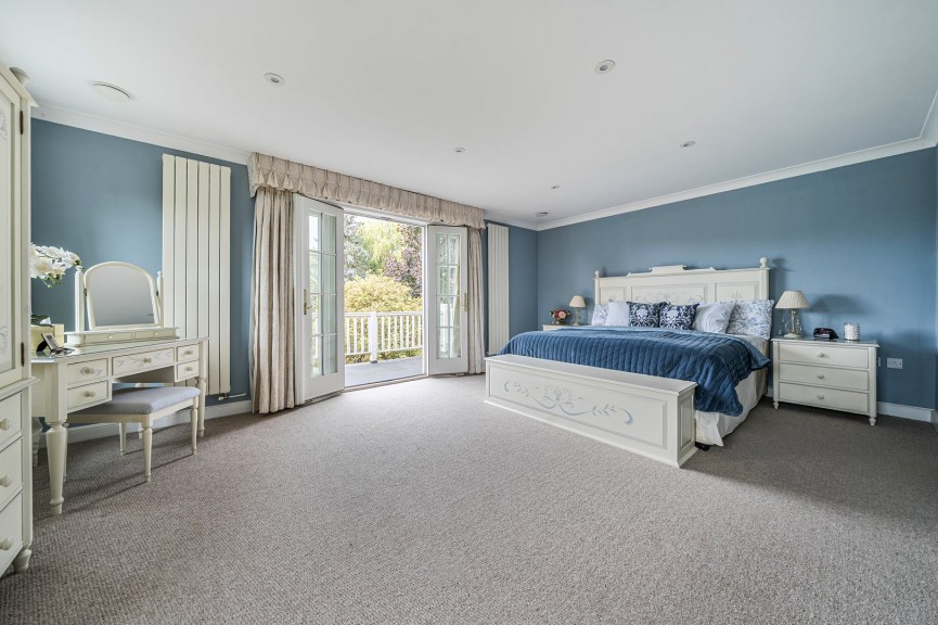 7 bedroom House for Sale High Street, Greenfield, Bedfordshire